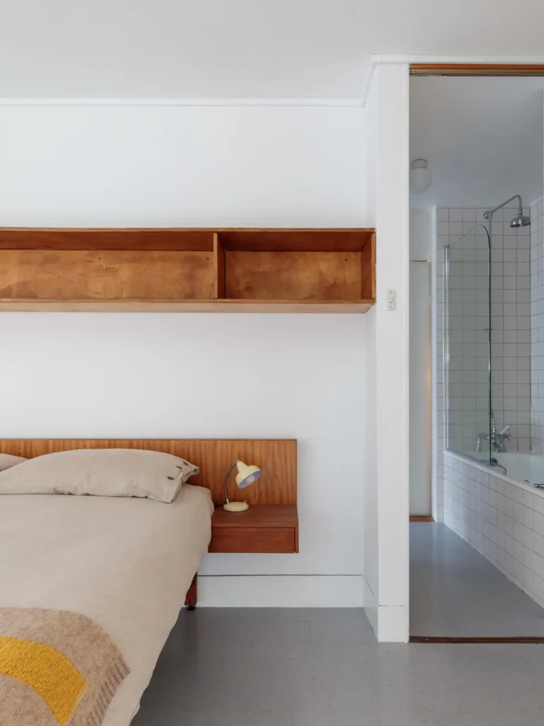 Ložnice minimalistická